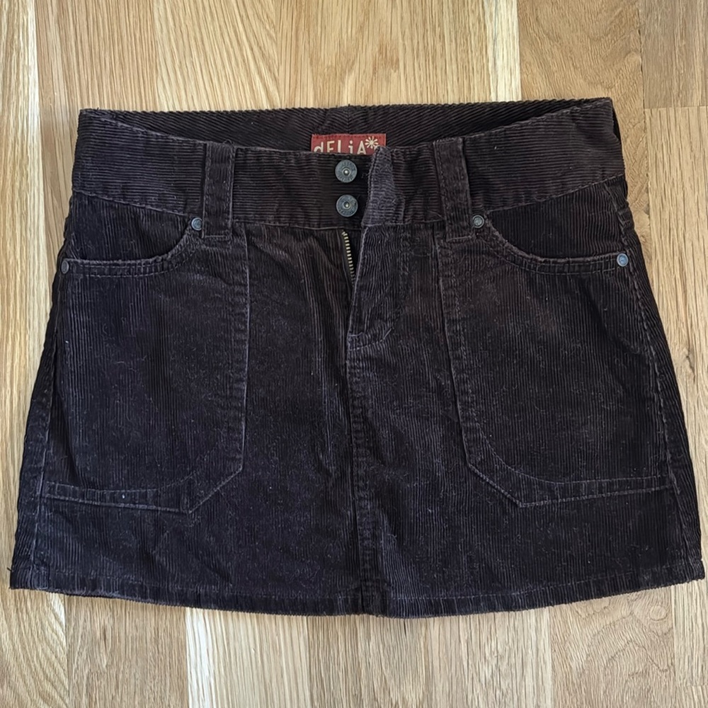 Corduroy skirt